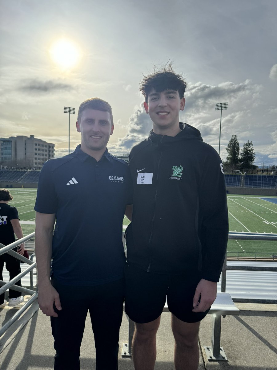 Great to be down <a href="/UCDfootball/">UC Davis Football</a> for Junior Day! Appreciate <a href="/CoachATaylor3/">Austin Taylor</a> <a href="/VintagePlough/">Timothy Plough</a> having me and I look forward to getting back there again! #Shredville #GoAgs

<a href="/jon_eagle/">Coach Eagle</a> <a href="/anthonyQnewman8/">Anthony Newman</a> <a href="/westlinn_fb/">West Linn High School Football</a> <a href="/teamlillard7on7/">Team Lillard Football</a> <a href="/JordanJ_/">Jordan Johnson</a> <a href="/BrandonHuffman/">Brandon Huffman</a>