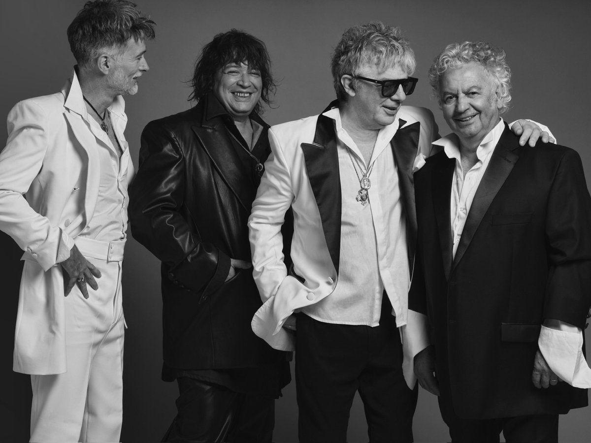 14 de Septiembre 
Estadio Vélez
#UltimaCeremoniaTour

🎟️ bit.ly/RatonesEnVelez

@fmrockandpop959
<a href="/fenix_latam/">FENIX ENTERTAINMENT</a> 
<a href="/F_Szereszevsky/">Fernando Szeresevsky</a>  
<a href="/kucha/">KUCHA</a> 
<a href="/entradaunocom/">Entrada Uno</a> 
<a href="/solojuanse/">Juanse</a>