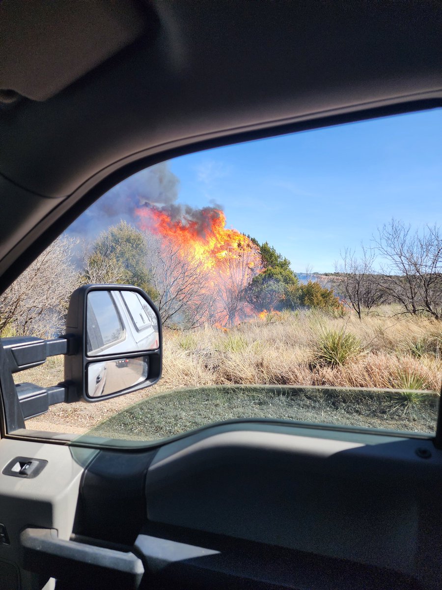 RandallCountyFD's tweet photo. RCFD responded to a grass fire today in Camp Don Harrington. The fire was kept to an acre with help from a TIFMAS strike team!  #TAMFS #TIFMAS https://t.co/5Ixv2G3JRm
