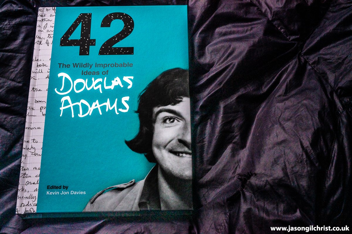 Remembering Douglas Adams.
Born #OTD 1952.
📸: 42 The Wildly Improbable Ideas Of Douglas Adams.
Edited by Kevin Jon Davies @kevinjondavies
Published by Unbound @unbounders
#42DouglasAdams #42TheWildlyImprobableIdeasOfDouglasAdams
#scifi #ScienceFiction #BritishSciFi #DouglasAdams