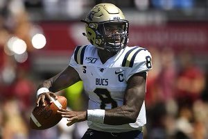 Jaden Cummings 2025 QB1 (@jaden_c50) on Twitter photo #AGTG After a great conversation with <a href="/shulerbentley/">Shuler Bentley</a> I’m blessed to receive my 7th D1 offer from @CSUFB!!!
<a href="/GabeGiardina/">Gabe Giardina</a> <a href="/DAWGHZERECRUITS/">Dawg House Recruiting</a> <a href="/David_Moore5/">David Moore</a> <a href="/SummervilleFB/">Summerville Football</a> #AGTG After a great conversation with <a href="/shulerbentley/">Shuler Bentley</a> I’m blessed to receive my 7th D1 offer from @CSUFB!!!
<a href="/GabeGiardina/">Gabe Giardina</a> <a href="/DAWGHZERECRUITS/">Dawg House Recruiting</a> <a href="/David_Moore5/">David Moore</a> <a href="/SummervilleFB/">Summerville Football</a>