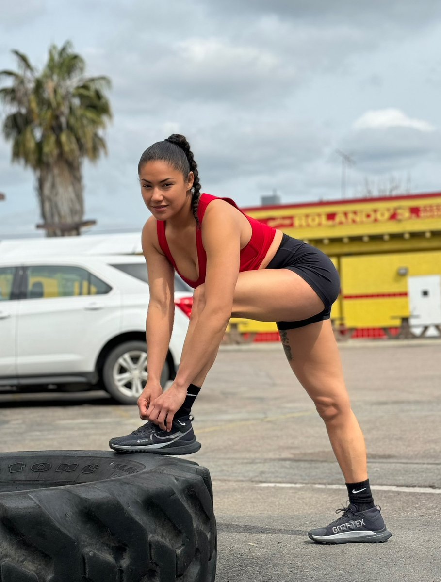 PearlGonzalez tweet picture