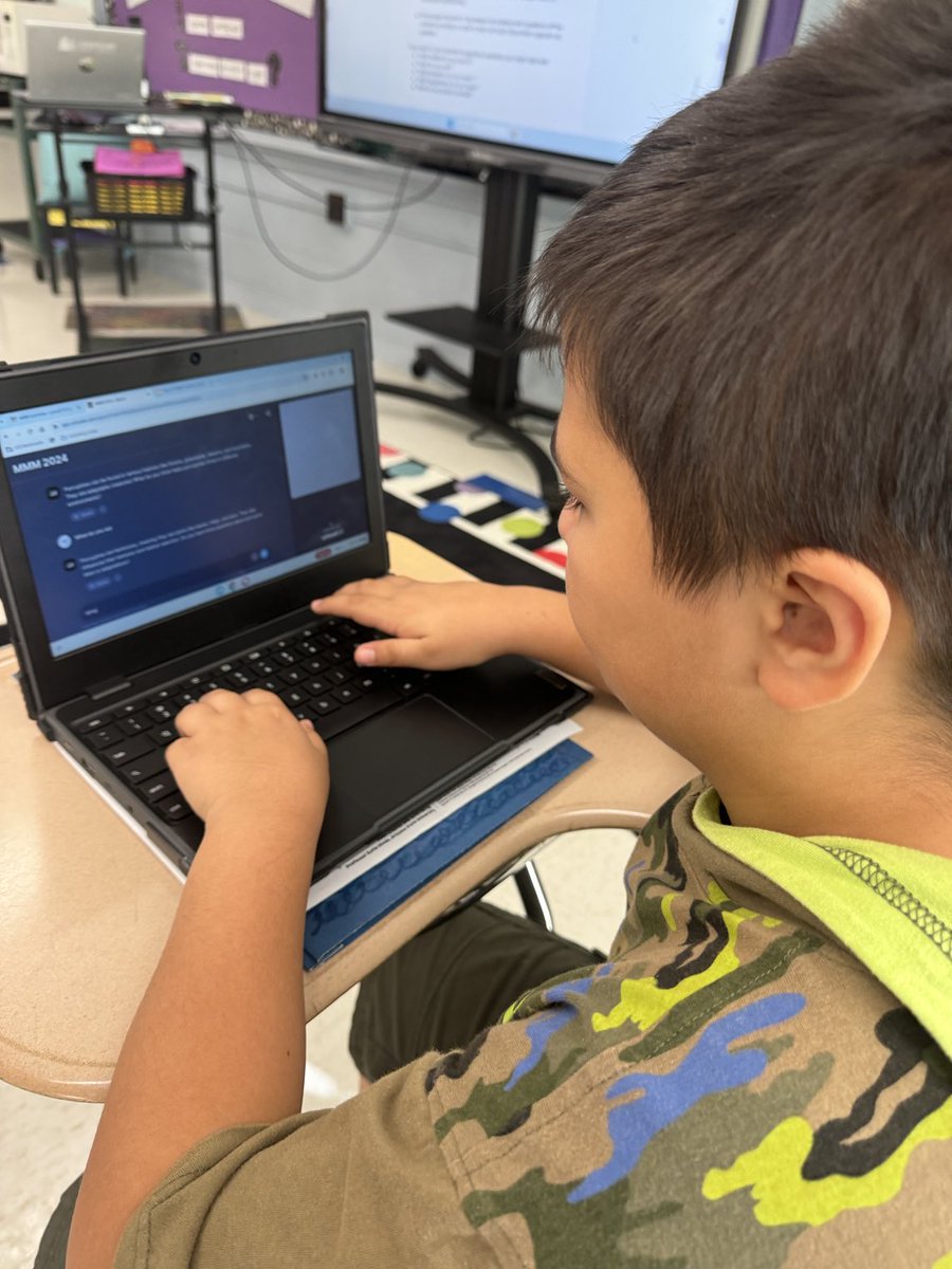 shanbrost's tweet photo. VanStory AIG students use AI to interview and research various species for the March Mammal Madness Tournament #AIGallday #CumberlandCoAIG https://t.co/huRjdDepH2