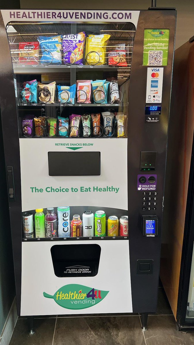Healthier4UVend's tweet photo. LA Fitness rocking H4U’s panda 🐼 https://t.co/QadA3QRgEr
