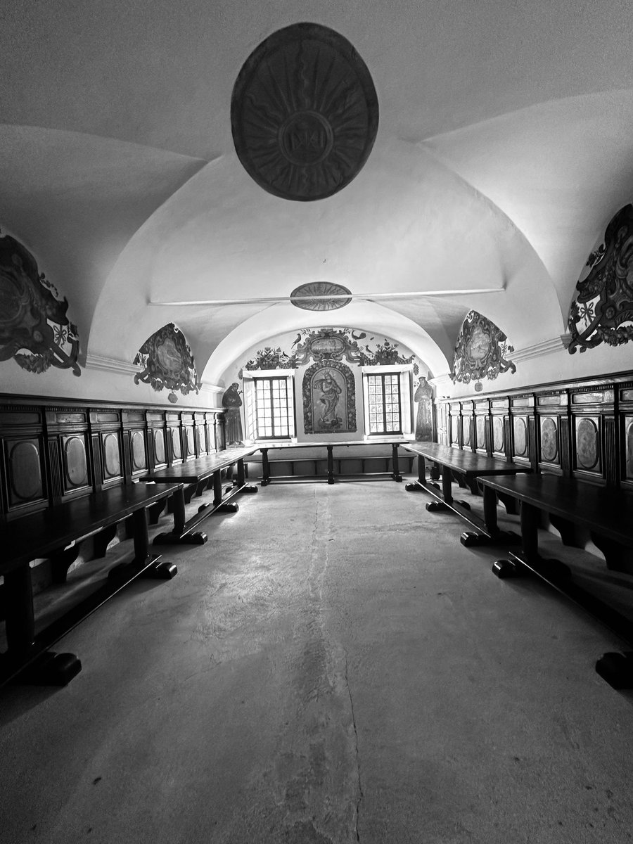 Alonein43672278's tweet photo. #photography #blackandwhite #refectory #friars https://t.co/1Y4DlBZmAL