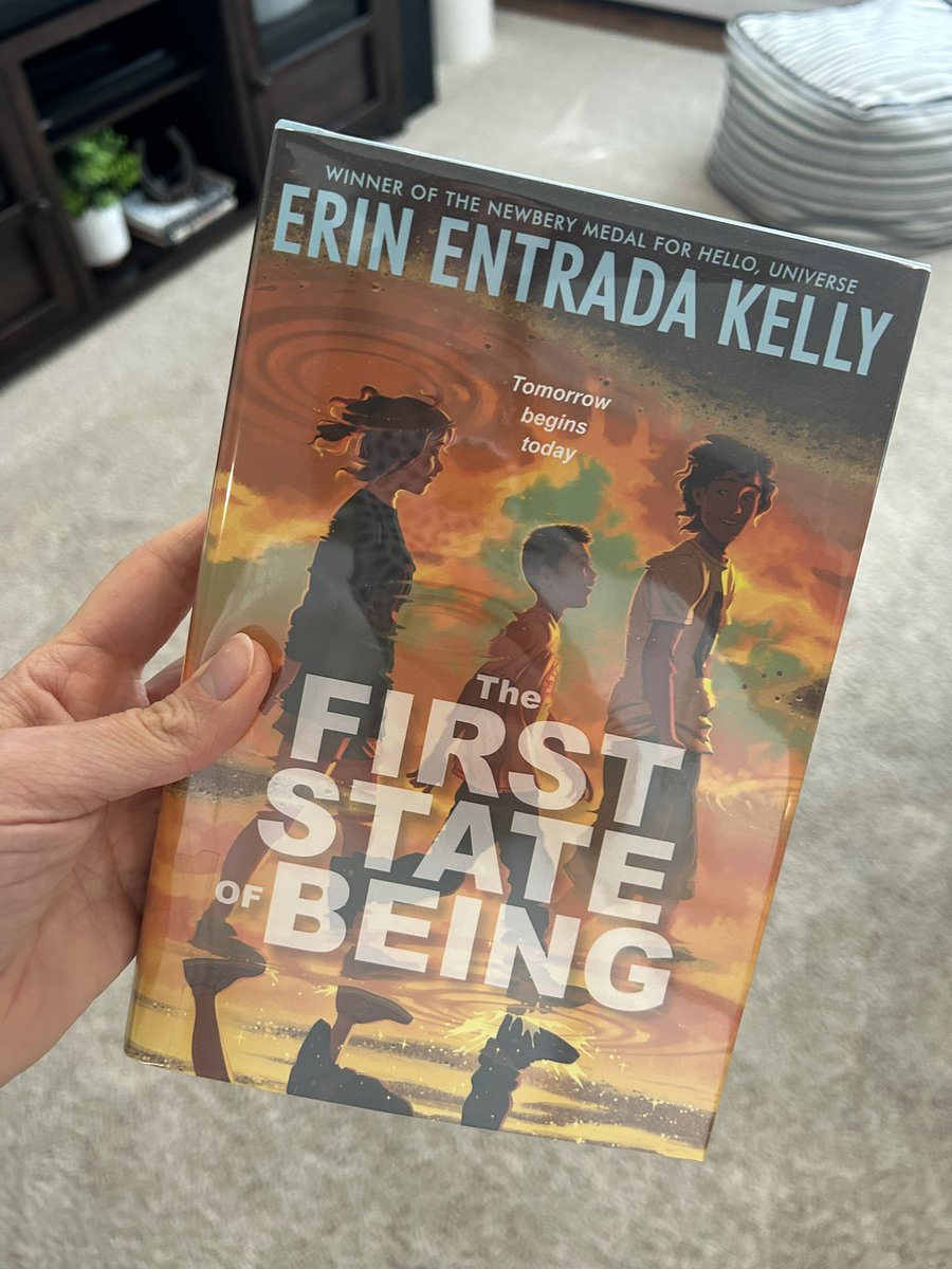 This book is beautiful! 💕 The amazing @erinentrada has done it again. It’s a reminder to “take every breath” and “live in the first state.” Move this to the top of your reading pile 📚 #mustreadin2024