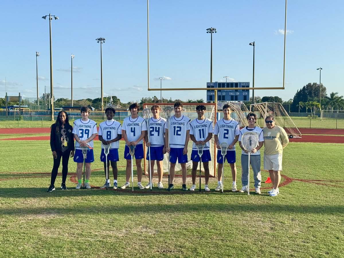 DrKFried's tweet photo. Exciting Senior Night for our boys lacrosse players! So proud of their hard work on and off the field and representation of the Bay. Keep soaring! ⚡️🥍#SeniorNight #BayPride @TeamCypressBay https://t.co/zjlc1AI9G9