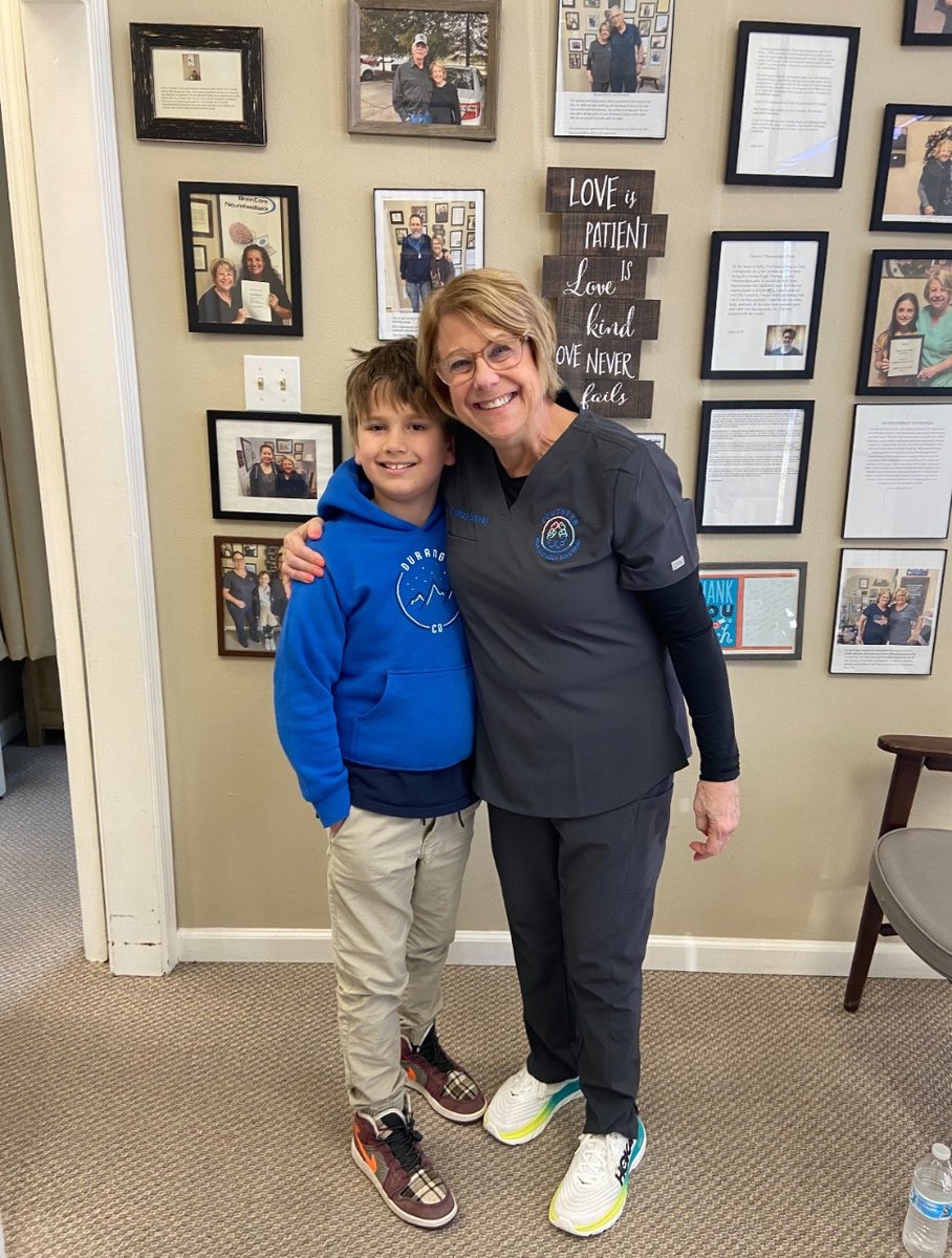 SBrainBodySol's tweet image. 🌟 Every session counts! Dr. Nancy's patient is all smiles with 50% better sleep, 50% less anxiety, and 55% improvement with problems with personal space. Here's to health and happiness! 😊💤 #HealingJourney #PatientProgress #BetterSleep #AnxietyRelief