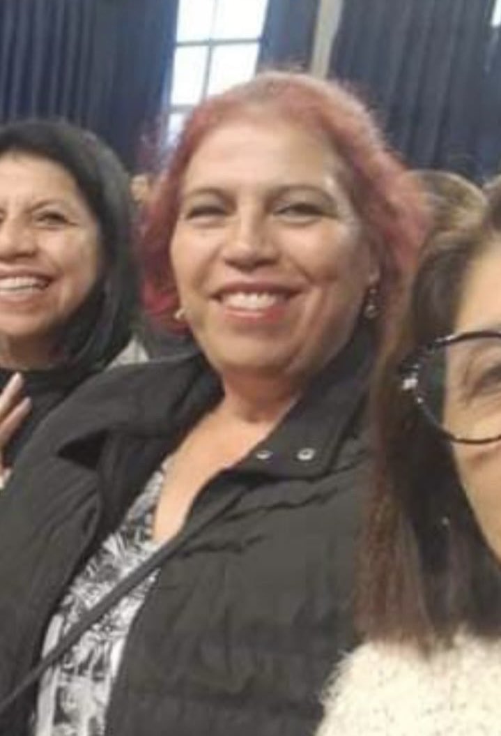 quantumtati's tweet photo. El agresor de la profesora Katherine Yoma Valdivia se llama Patricio Puelles Sepúlveda. La inspectora, madre de este enfermo, y abuela de alumna agresora (Emily Puelles), se llama Pabla Sepúlveda Salazar.
NO OLVIDEN SUS CARAS, NO MERECEN VIVIR TRANQUILOS.

JUSTICIAPARAKATHYYOMA https://t.co/iD7CUuOgoD