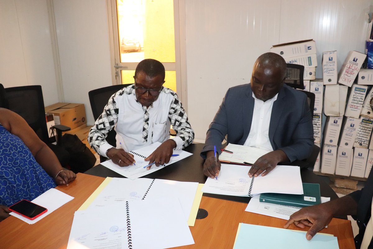padfaci's tweet photo. MISE EN PLACE 15 MICROENTREPRISES DE PRESTATION DE SERVICES AFRICOLES : LES BÉNÉFICIAIRES SÉLECTIONNÉS REÇOIVENT LEURS CONTRATS.

#meminader #IFAD #fida #OFID #OPECFund #PADFA #Inovis

https://t.co/rkAmHX27eG https://t.co/AJy0PlmzKk