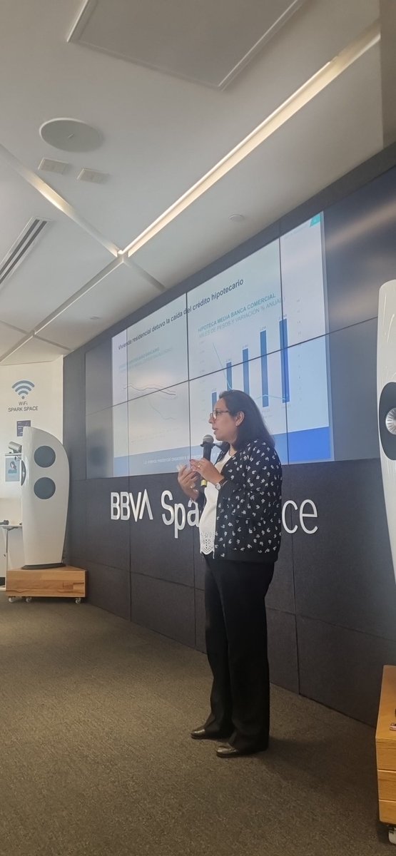 marielzuniga_'s tweet photo. Sigue #neivor creciendo
desde
#colombia para #mexico
software para Mantenimiento y administración de los inmuebles
Aqui caída de colocación en montos de crédito hipotecario de la banca, dijo marissa glz de @BBVA_Mex https://t.co/1pDnl5xpMH