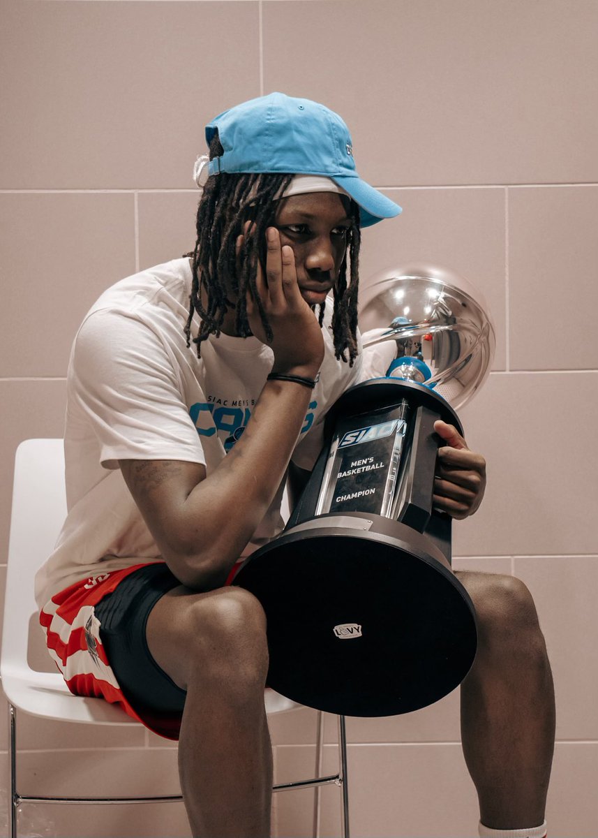 Dat_boy_jdub's tweet photo. Imma champ 💫💍 @ClarkAtlantaMBB https://t.co/f1kjVzYRpP