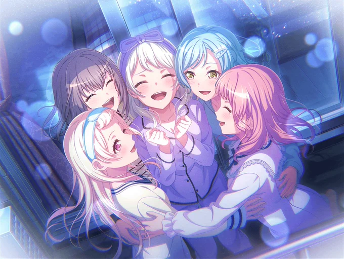 思えばパスパレの集合カード、イヴちゃん名義が多いんよね。モデルとしてこれまでやってきたイヴちゃんが、こうやって「仲間」に囲まれて最高の笑顔になるの、いかにイヴちゃんにとってパスパレがかけがえのないものかがよくわかる。 
