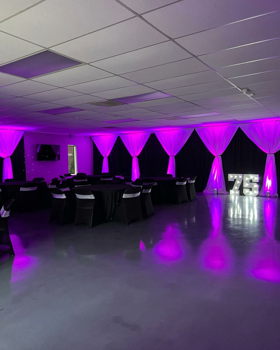 UNQ_EventSpace's tweet photo. Simple but gorgeous-looking event space! 📷
Presenting vibrant elegance with our sleek event space, illuminated by stunning purple uplighting for a chic and modern celebration. 
#GalaEvent #EventSpace #StylishVenue #BirthdayBash #EventUplighting #uniqueeventspace #UniqueFinds https://t.co/0SF1sLKhqQ
