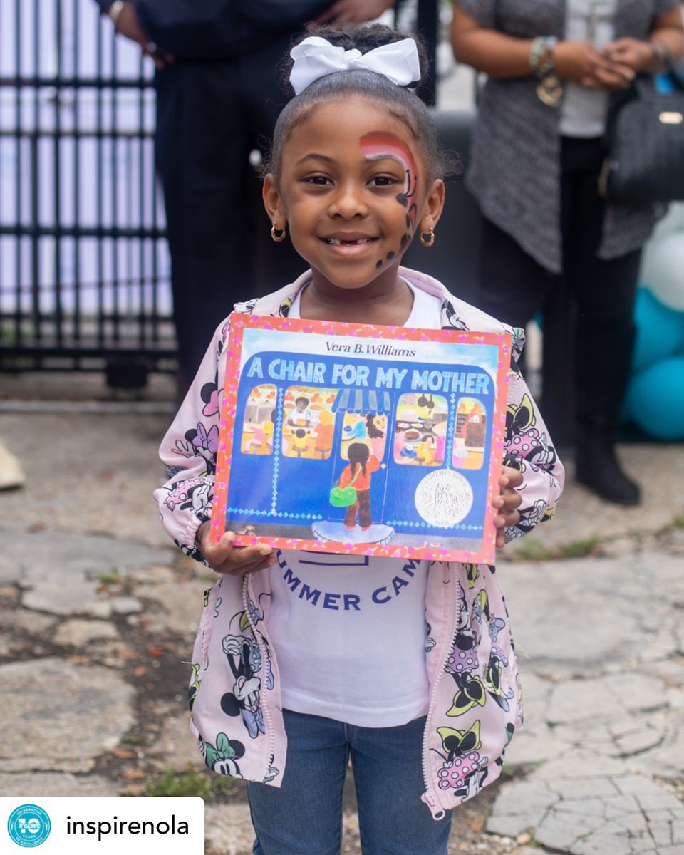 NOLAPSchools's tweet photo. 📚✨ Relive the #JOY from @InspireNOLA first-ever Literacy Festival! 🎉 Families united, faces painted, and authors cast their captivating spells. Kudos for hosting such a wonderful event! 💙✨ #InspireNOLA #LiteracyMagic #ReadingJoy #NOLAPSCARES
• • •
What an incredible weekend at our first-ever Literacy Festival! 🎉
We’re still buzzing with excitement from partnering with @baldwinandcompany coffee & bookstore to bring this amazing event to life! It was a joy to see families from our community come together to celebrate the magic of reading. From face painting fun to captivating author readings, the day was filled with smiles and inspiration. 📚
Huge thanks to Baldwin & Co. for their invaluable partnership, and a special shoutout to State Senator @royce_duplessis, Councilman @freddiekingiii, and @q93fm for their unwavering support! 🙌
#InspireNOLA #Inspire10 #NewOrleans #Louisiana #Literacy #LiteracyFestival #LoveofReading