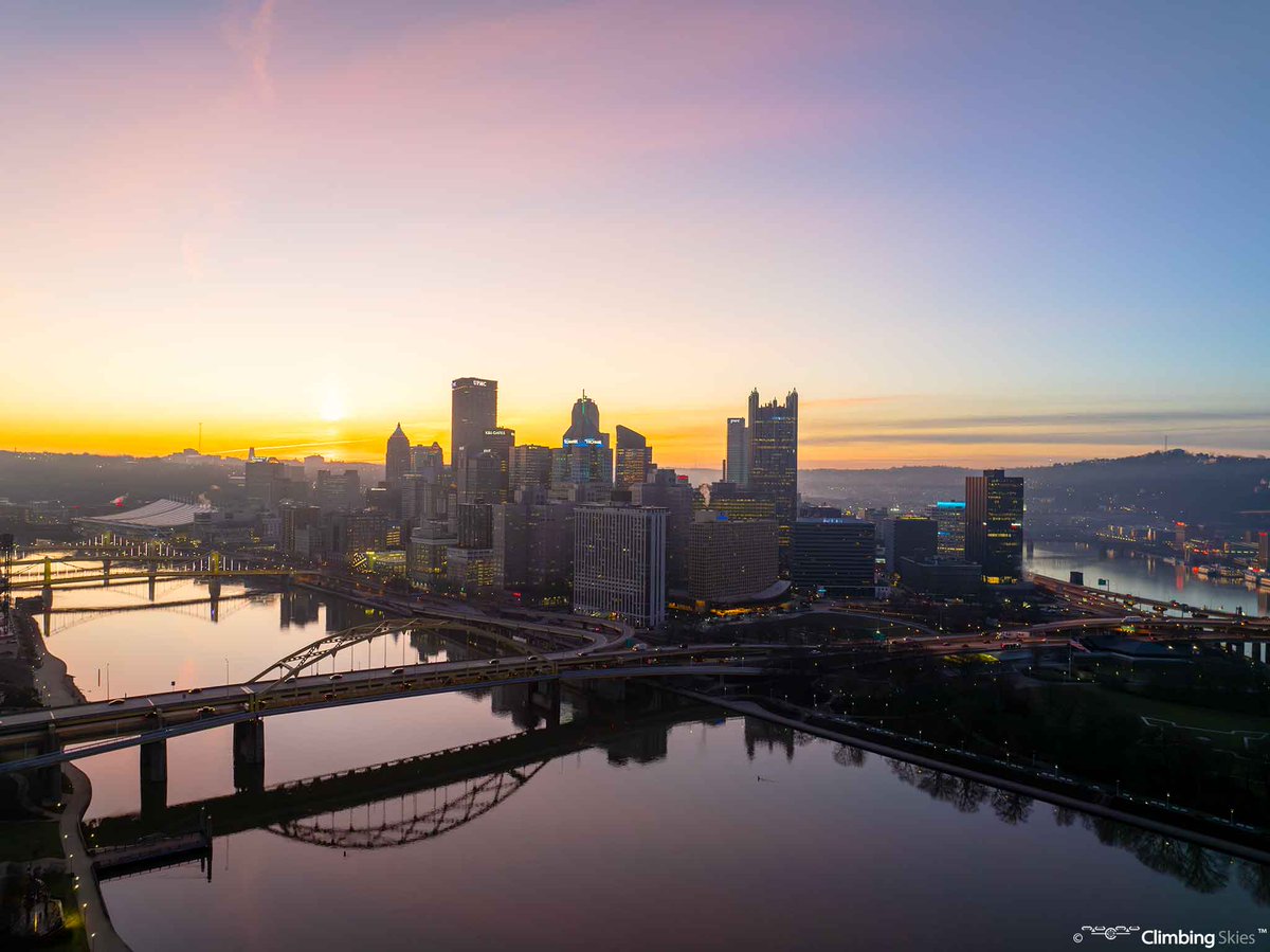 'North Shore Winter Sunrise'

An aerial view of Downtown Pittsburgh off the North Shore during sunrise; showing the Fort Duquesne and distant Three Sisters #bridges 

#dronephotography #pittsburgh #sunrise #rivers #climbingskies