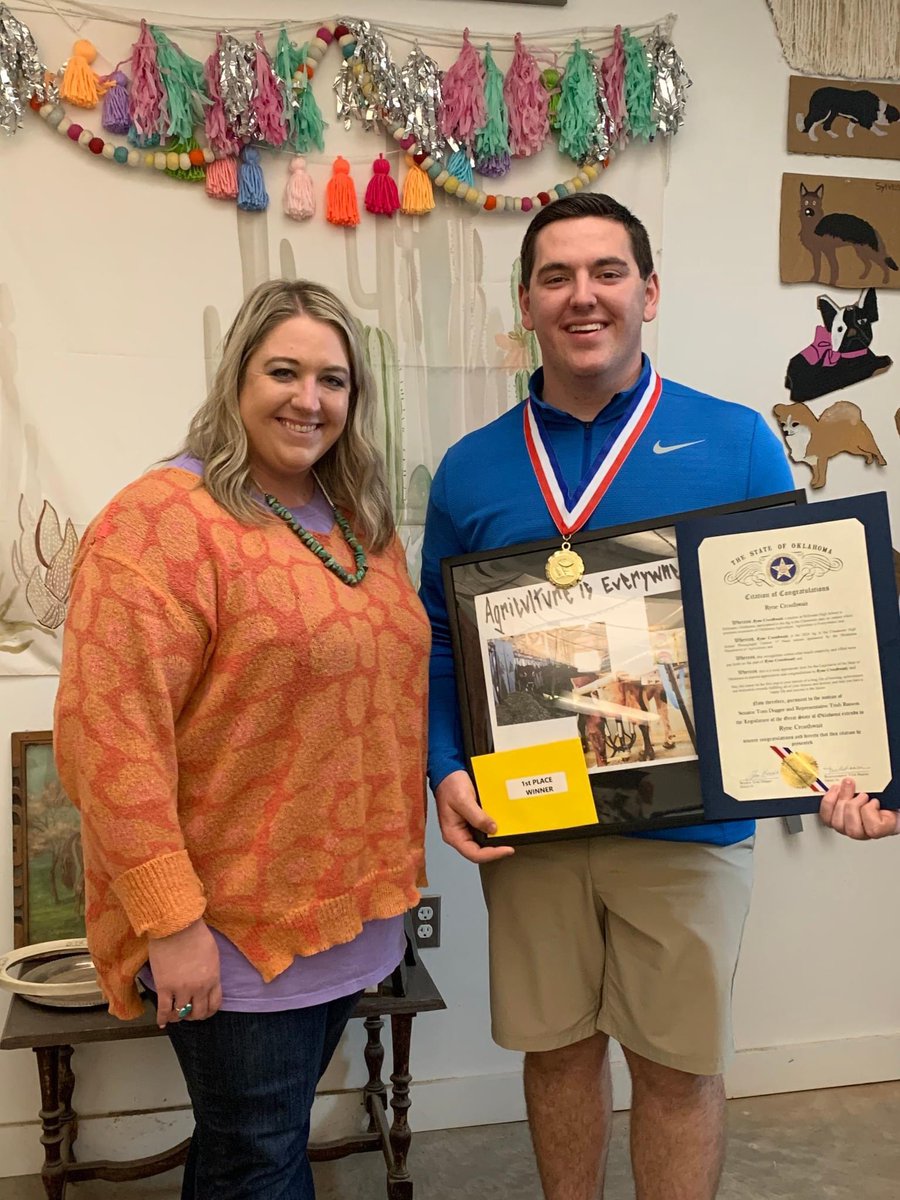 StillwaterFFA's tweet photo. Friday was a gloomy, rainy day with even a little hail mixed in, but it was all smiles at the Stillwater FFA building for our contest winner presentations. Thank you Oklahoma Beef for sponsoring our contest, "Agriculture is Everywhere". #okagclass https://t.co/qEt6xyCOvT