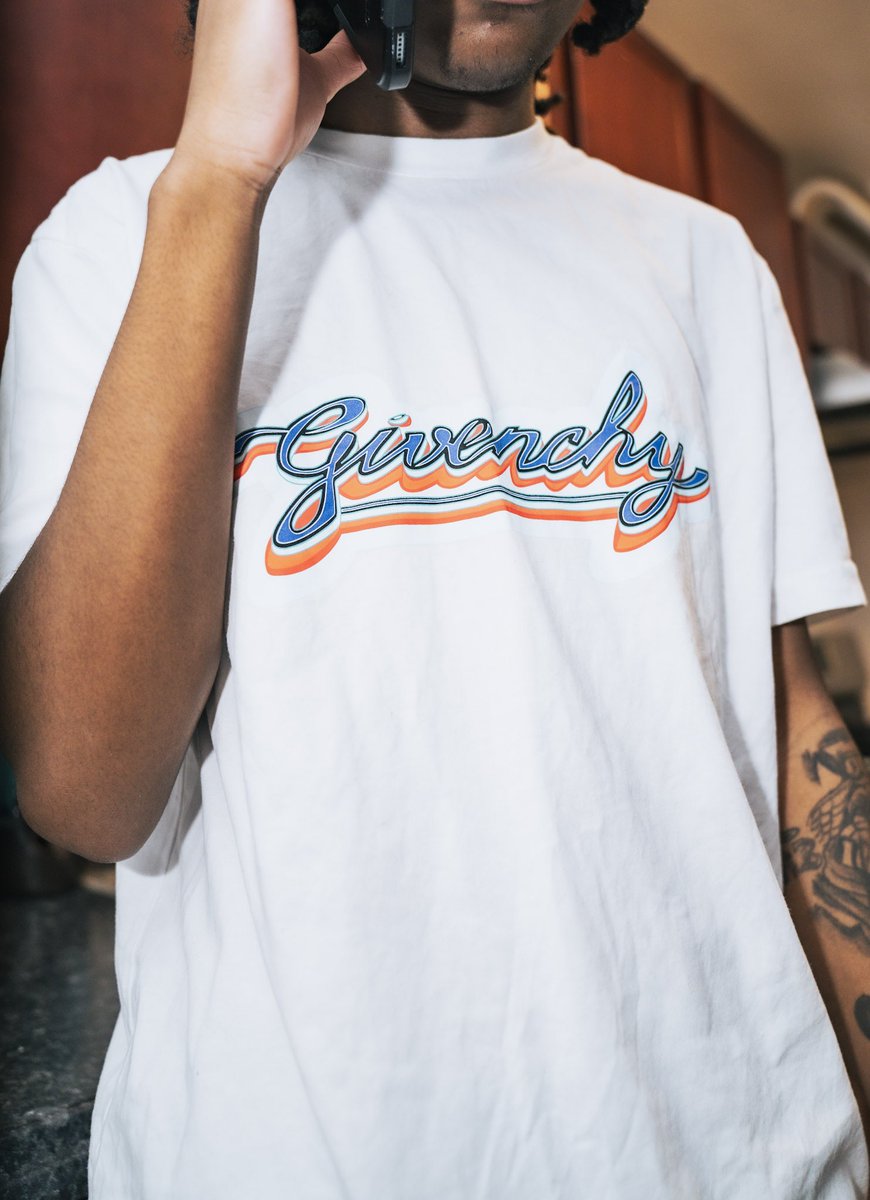 overly loaded tweet media