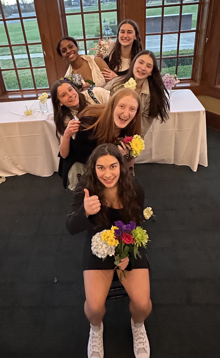 Thank you to our boosters and families for throwing such a wonderful end of the season banquet! So much love and so many celebrations last night. It’s a special time to be a Celt! See you soon enough in the lab 🧑‍🍳 #HandleHardBetter #TheGoldStandard