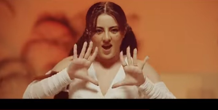 DalagGrace8867's tweet photo. Hope you do a dance cover again it's addicting to watch your moves.
#CassyLegaspi https://t.co/N7WbgIml9W