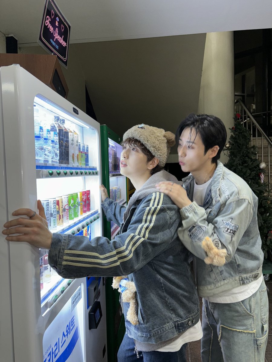 Nyearsd_0320's tweet photo. 240214 #산들 

@SANDEUL920320

#B1A4 #산들 #삼돌 #SANDEUL #サンドゥル https://t.co/39MfDPF0Dy