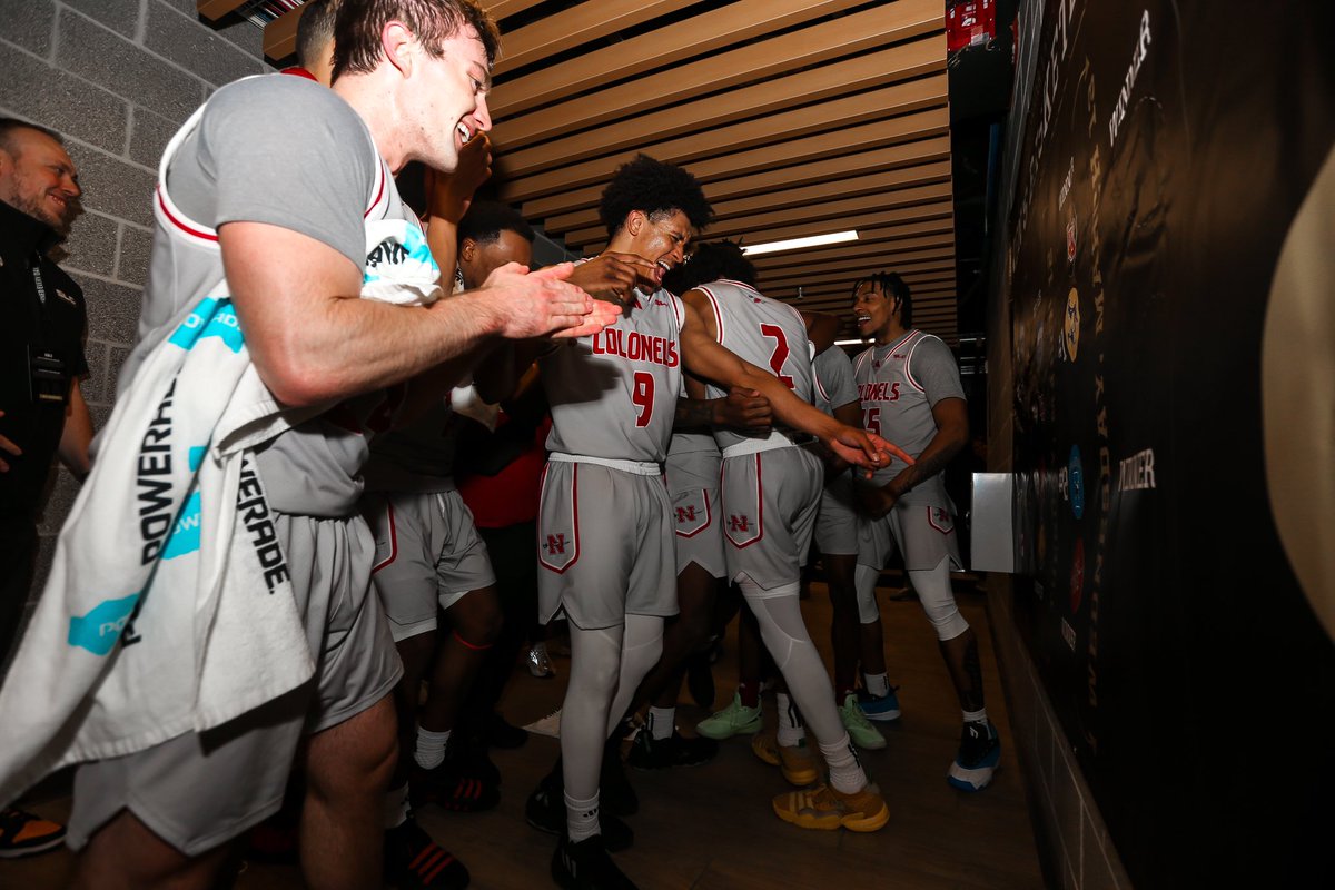 Nicholls_MBB's tweet photo. It’s a party 🎉 

#boogieball #geauxcolonels https://t.co/UFU5kGqPMu