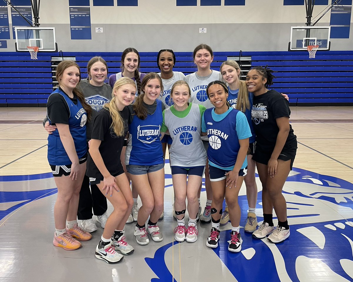 LHSCougarGBB's tweet photo. Last practice in our home gym.
Tomorrow we travel to Columbia! 
#FinalFour #2GETHER https://t.co/2WLp487Ve0