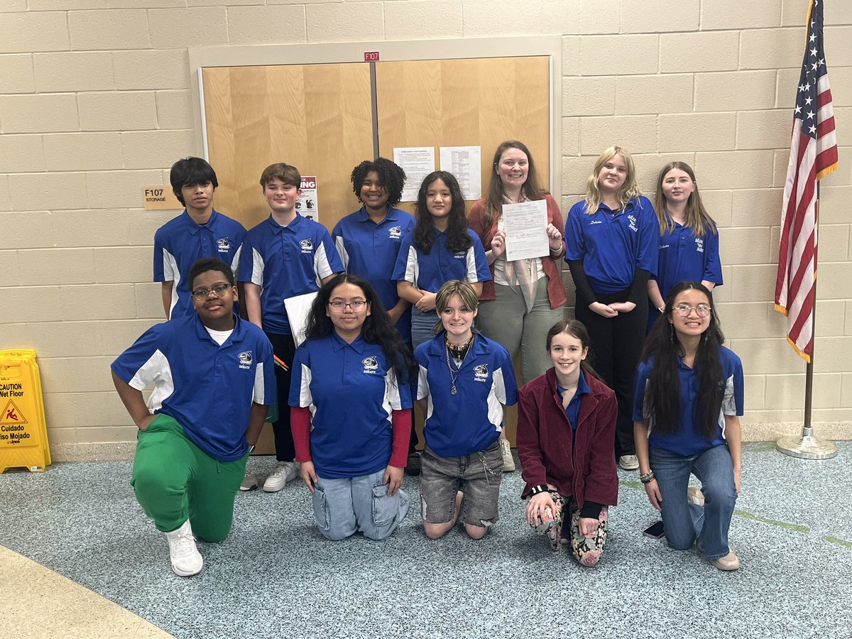 Stephanie Nader tweet media