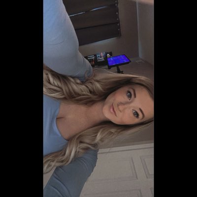 Kalissaaaa's tweet photo. #NewProfilePic https://t.co/rZUKy40bug