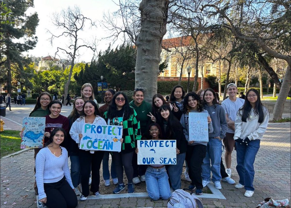 natrod47's tweet photo. UCLA supports protecting our oceans!
@WadeCrowfoot @CALPIRGStudent @jenneckerle @saman_themurray @GovernorNewsom https://t.co/yFDSyWwFj3