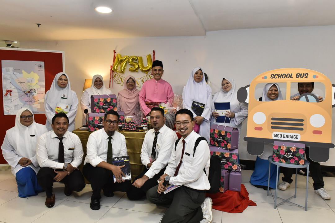 MohdShukriYajid's tweet photo. Impressive proposal and programs launched by the @MSUmalaysia community across campuses, faculties, and departments for #MSUIhyaRamadan2024. I wished everyone the best of luck with their future events, which promote love, dedication, and empathy for those in need. MSU1D1K #MSUsd https://t.co/ViHWI2Z2KJ