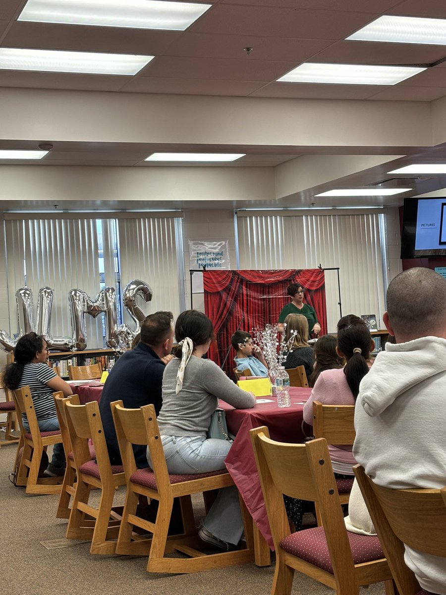 Incredible Pasco Students Speak event with evening at JLMS. Way to go, Mrs. Powers for making the event so special for families and students! #pascoproud <a href="/PascoLiteracy/">Pasco Literacy</a> <a href="/HeatherRulison/">Heather Rulison</a>