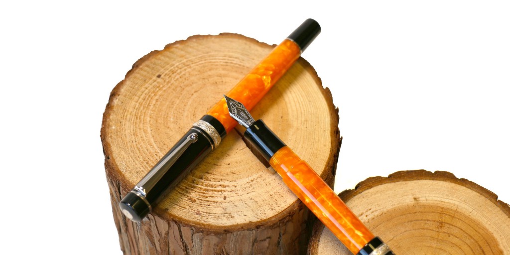 PenChalet's tweet photo. A favorite for being effortlessly stylish, the Delta DV Original is now available in "slim." Get a better look at this new arrival now: https://t.co/6fKhJt1sTo @deltapens #DeltaPens #DeltaDV #FountainPens #SlimFountainPens #NewPens #Writing #PenChalet https://t.co/zxT34MwkVT