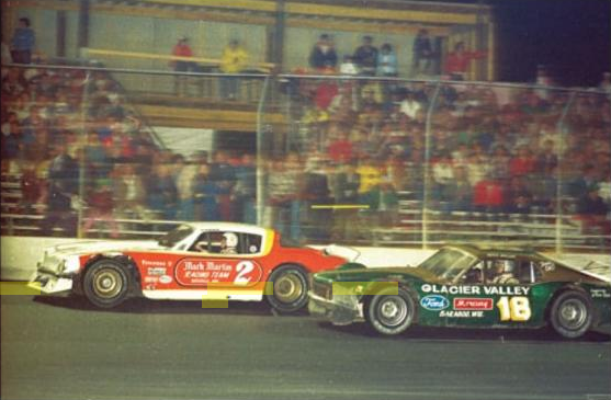 hanley_72's tweet photo. @markmartin Ok it is definitely 1978 World Series of Asphalt week at NSS. Here is another pic from that week. Knew it was not Nashville. https://t.co/VHRa4Hjpd6