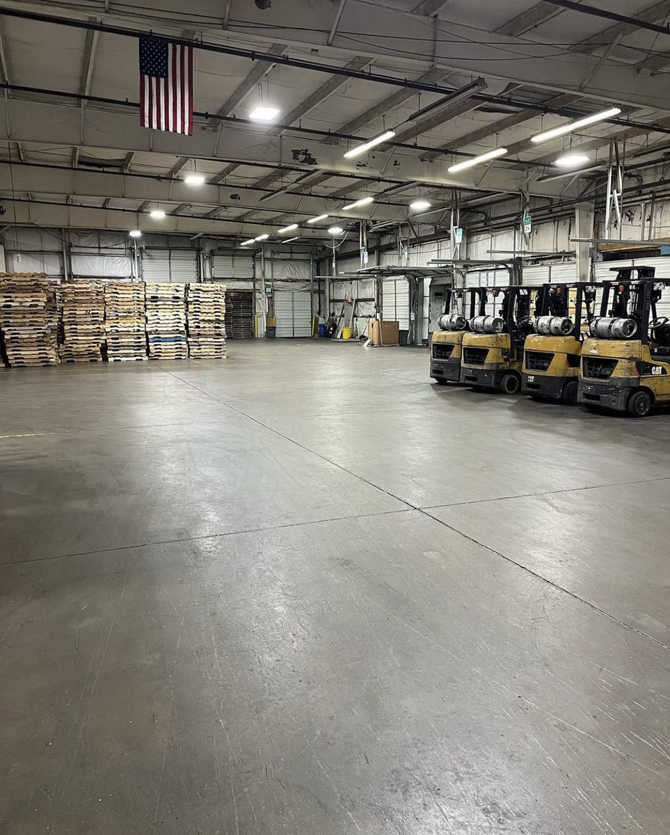 EcoDevelopment3's tweet image. Eco has a large amount of available space to rent. Flexible options and terms available. #Eco #warehouse #crossdock #lease #mason.