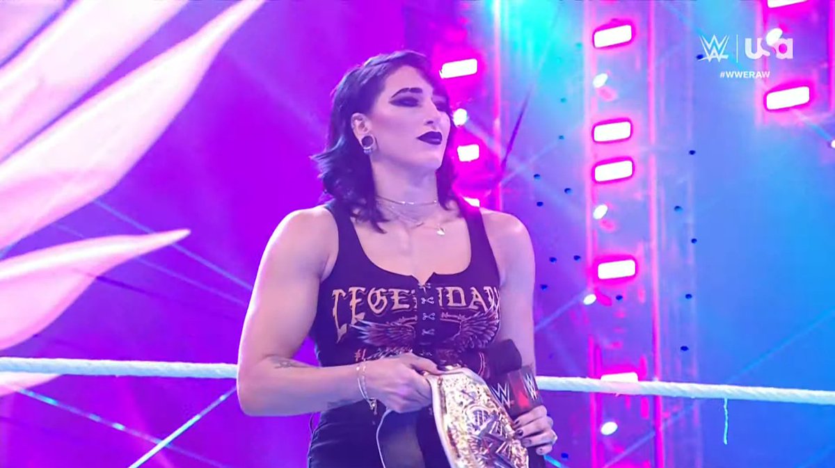 Rhea's new look &gt;&gt;&gt; 
#WWERaw