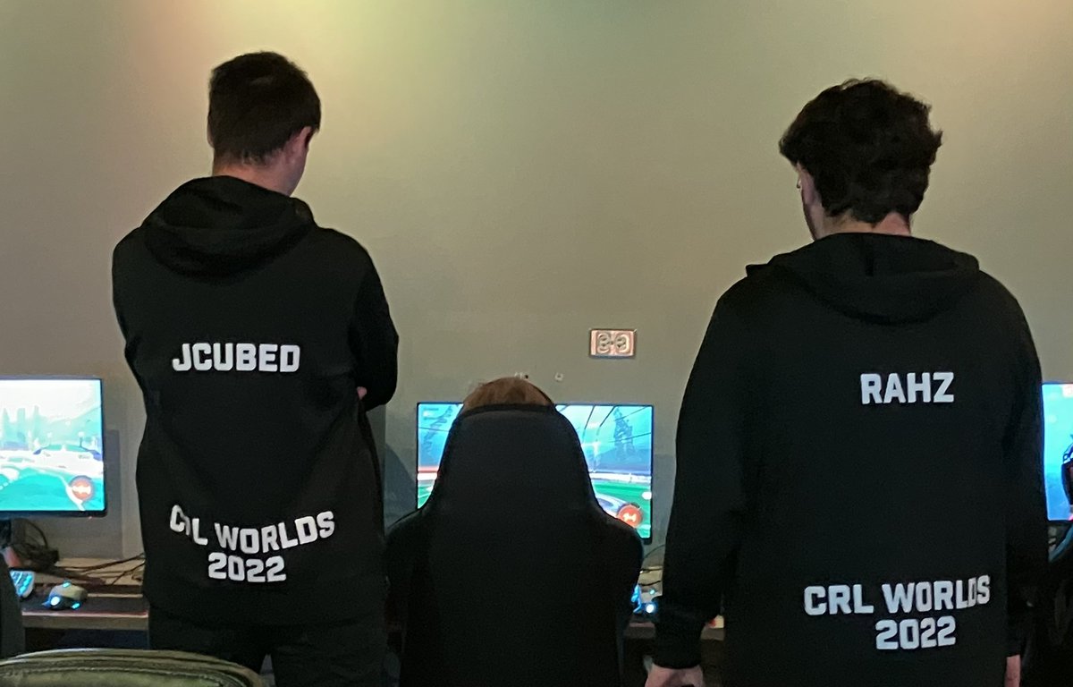 2 of the ICONIC trio are in the house tonight!