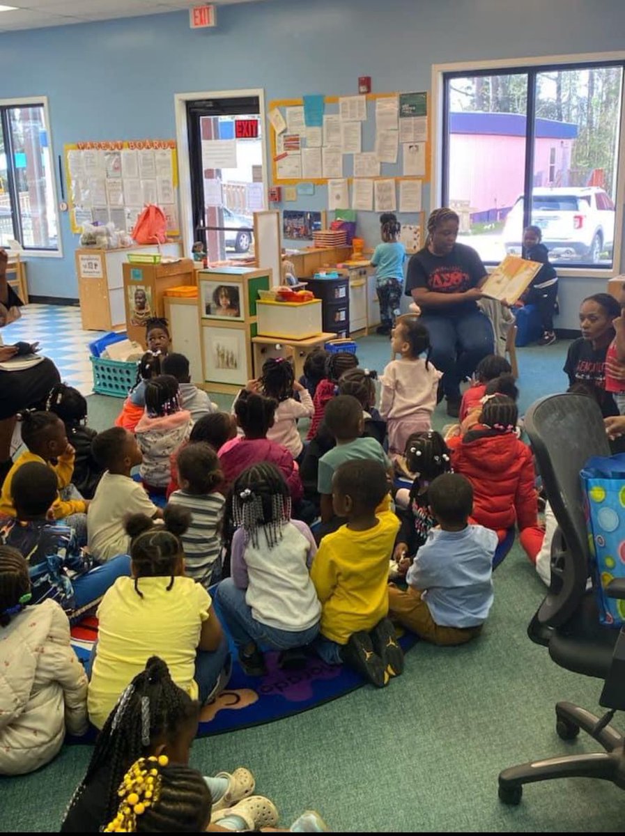 Oh, the places you’ll go! Soror Barrow spent time reading to local students during Read Across America Week! #DrSeuss #SensationalSAR #ReadAcrossAmericaWeek #Service