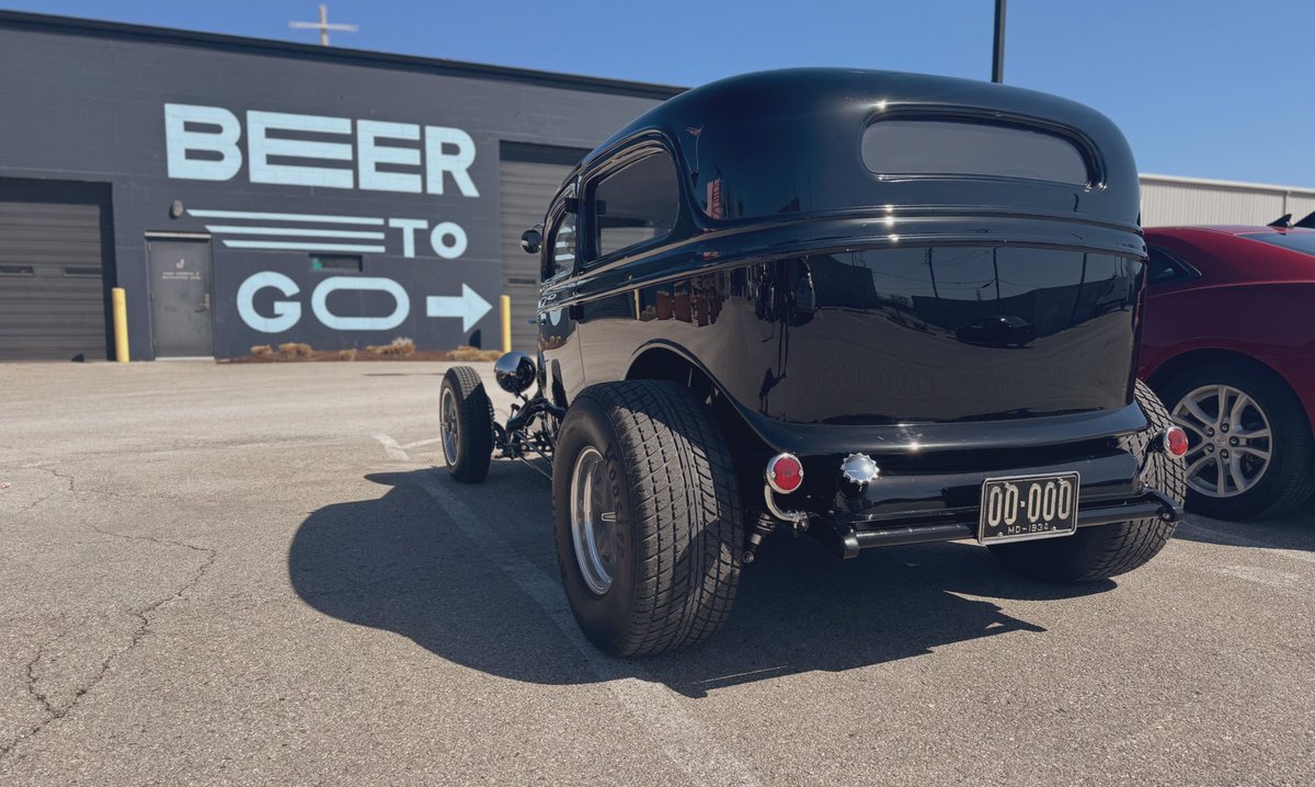 Darkside's tweet image. Cruise’n  #34fordsedan #hotrod #kustomkulture #streetrod #choppedandchanneled #classiccars #customhotrods #model40 #allsteel