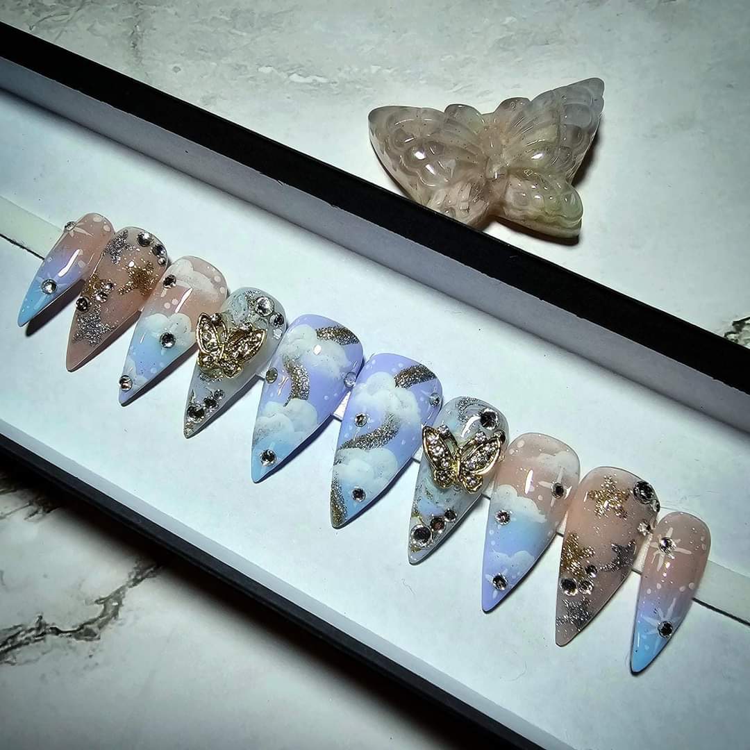 DeadGirlClaws tweet media