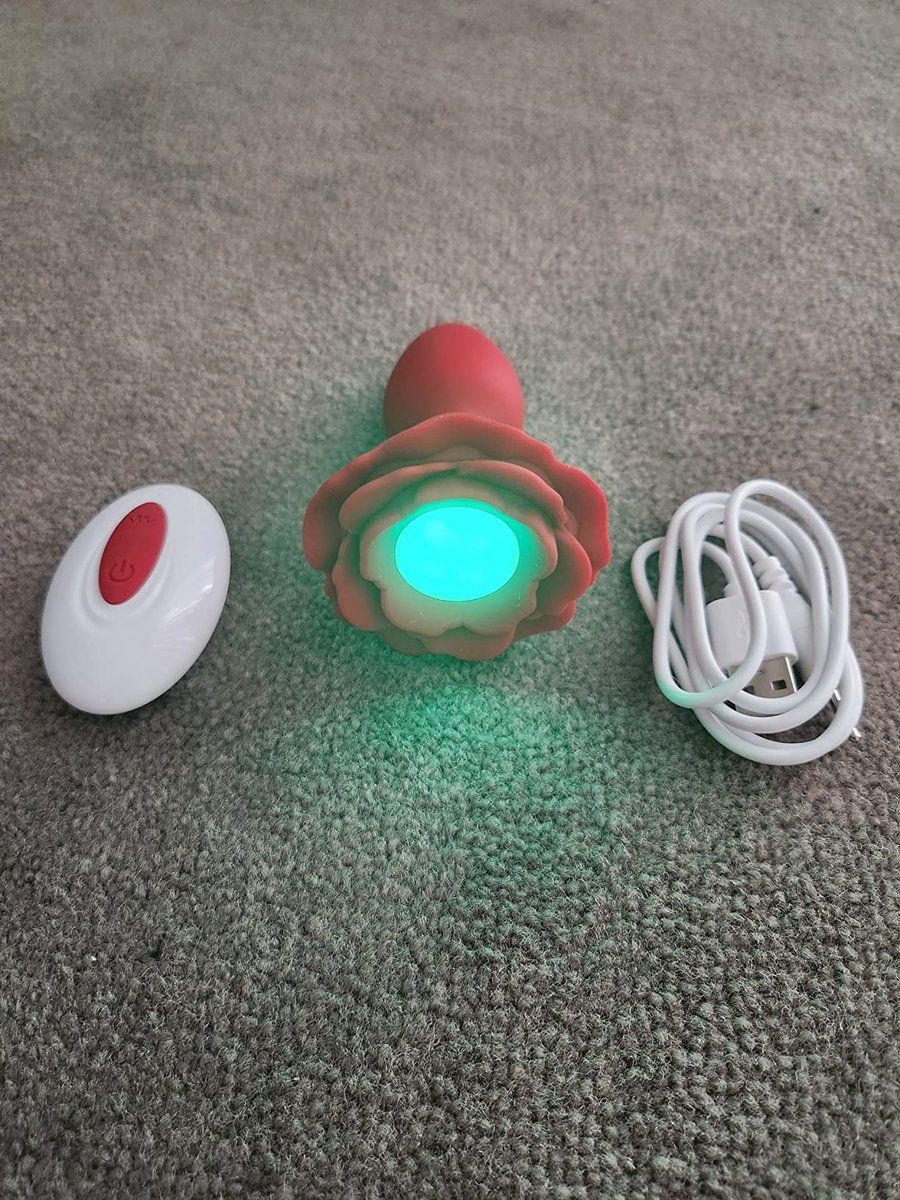 Sextoy_Alice tweet media