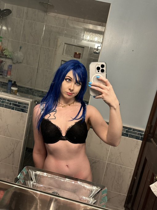 Say yes if I can be ur mommy https://t.co/32QEl3mW2h
