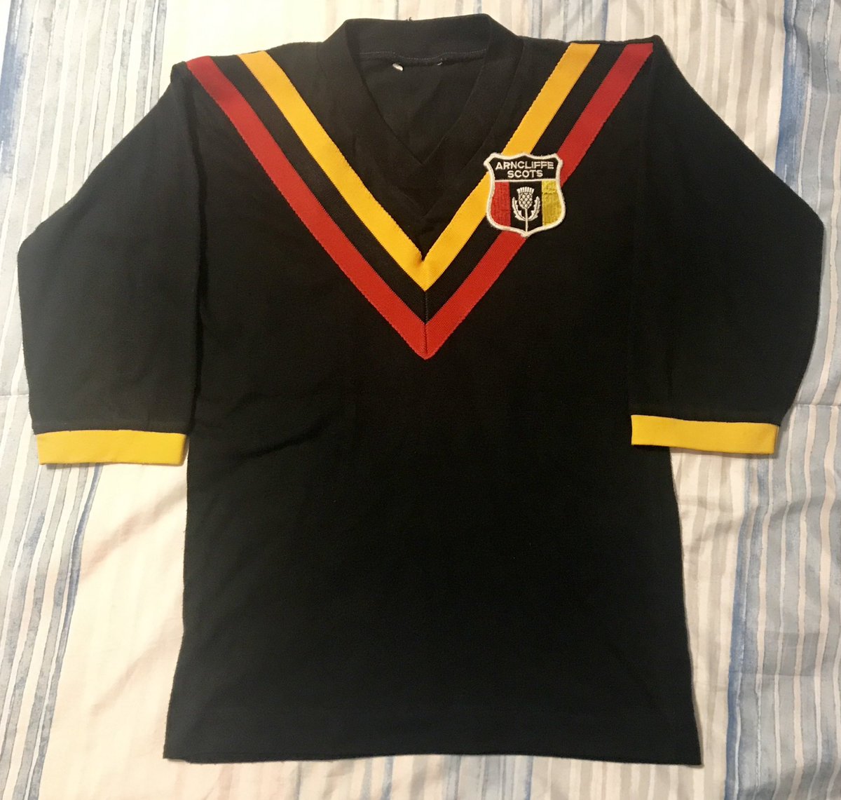 sageofstones's tweet photo. This was a massive part of my childhood - such amazing memories.
Yep, even as an 8 year old kid, I was all about the 11.
#ArncliffeScots #RugbyLeague #NumberEleven https://t.co/QwgOr5zD33