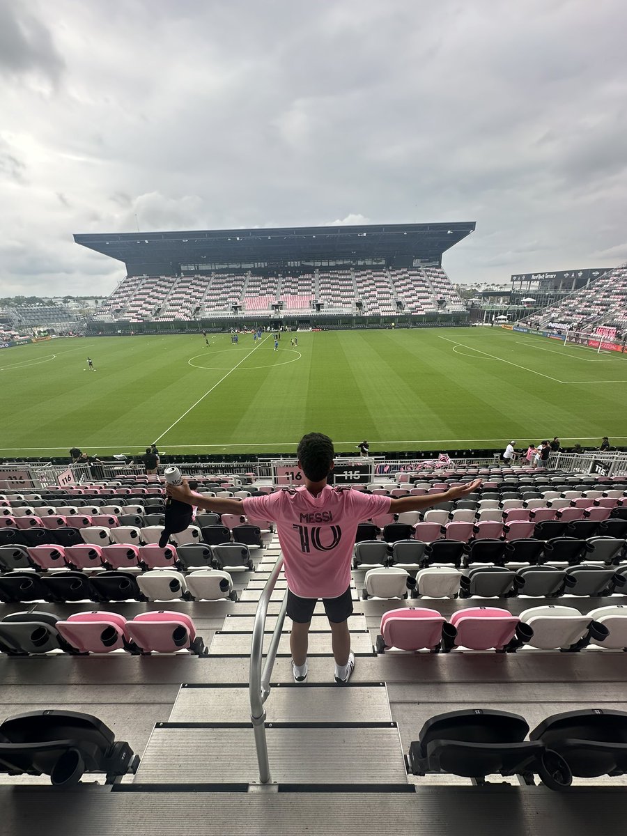 tacticopresence's tweet photo. 🏟️ Chase Stadium, Miami 🩷🩷 https://t.co/2pne9OWPlu