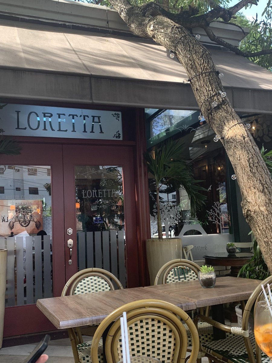 benitzatejedaa's tweet photo. #lorettarestaurant π©π»βπ³ https://t.co/CnRndum2hM