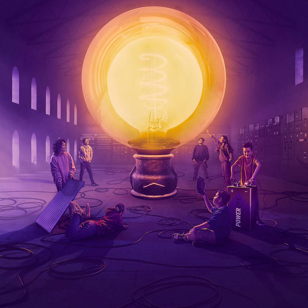 Der er gode nyheder til dig, der underviser i natur/teknologi i 3. klasse: I dag udgiver vi Solstrøm – et nyt undervisningsforløb med fokus på elektriske kredsløb og solceller.

Her er lidt fakta om forløbet:

☀ Målrettet natur/teknologi for 3. klasse
☀ Praktisk og