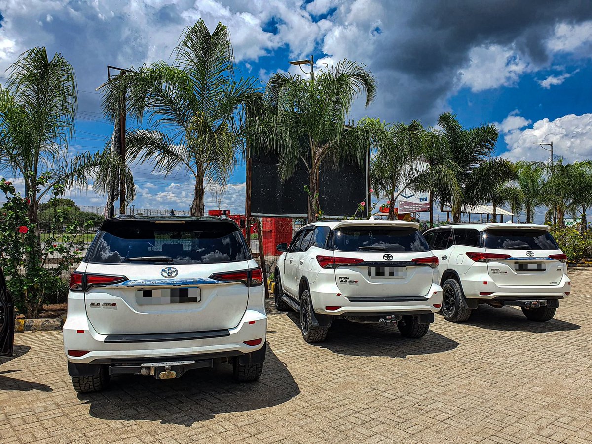 We've added a few new toys to the fleet.🤭

Sagax Logistics slowly coming to life.😁

Now available for hire at Sagax Logistics!😄

Please note that all our vehicles come with drivers.🙏🏽

 #sagax #sagaxbushire #tourismzambia #zedx #zambiatourism #carhire #zambia #zambiatravel
