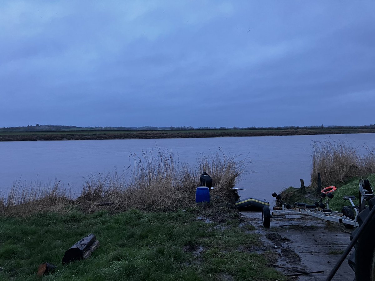 Hello from the River Severn - early start to catch the 5* Severn bore - we’re planning something special with colleagues across the BBC. Keep an eye on the BBC Gloucestershire Fbook page!