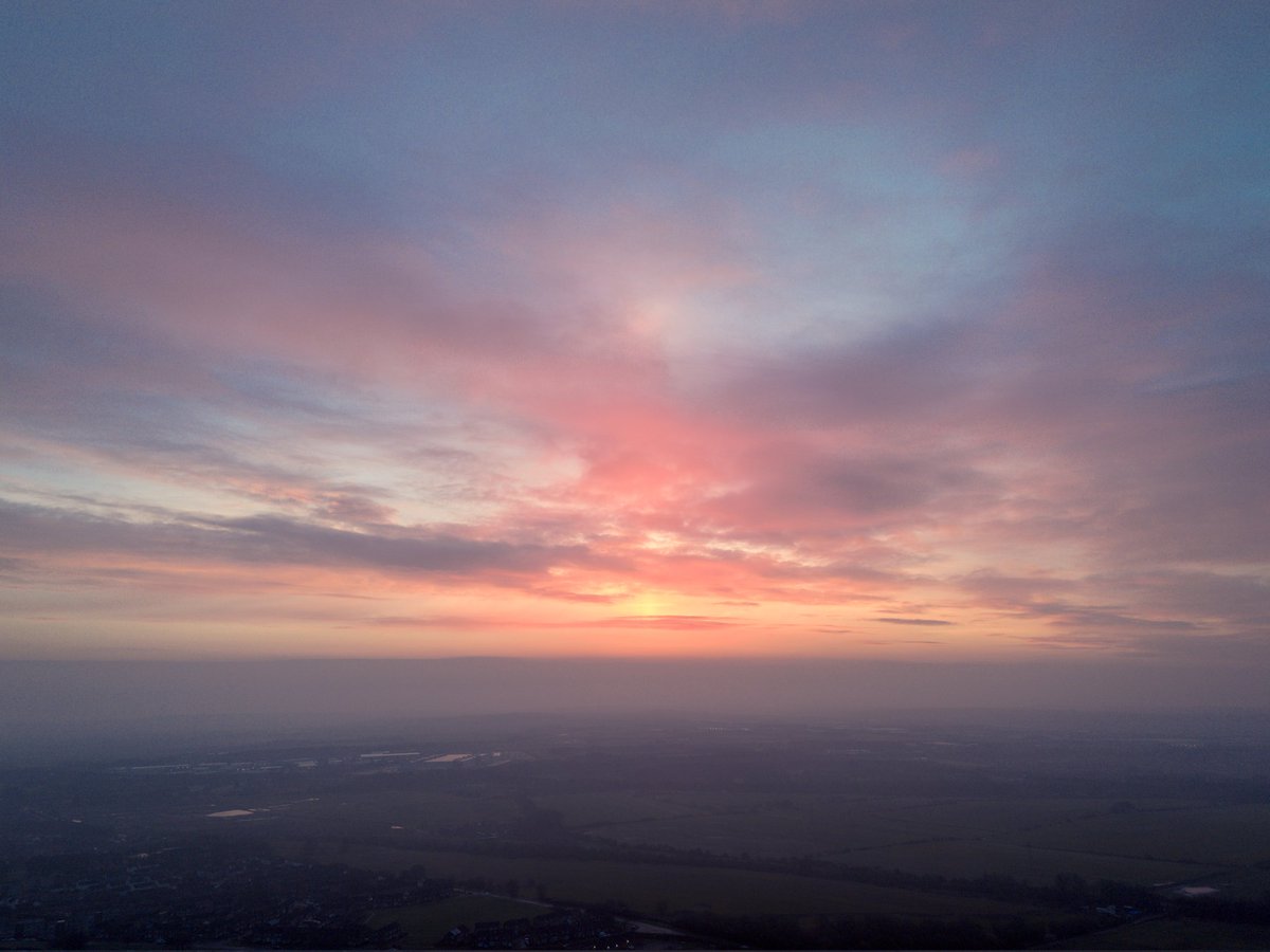 Lee Stoneman (@lphotogr) on Twitter photo Misty sunrise over Tyneside. #Newcastle #photography <a href="/bbcweather/">BBC Weather</a> <a href="/BBCLN/">BBC Look North NE&C</a> <a href="/StormHour/">#StormHour</a> Misty sunrise over Tyneside. #Newcastle #photography <a href="/bbcweather/">BBC Weather</a> <a href="/BBCLN/">BBC Look North NE&C</a> <a href="/StormHour/">#StormHour</a>