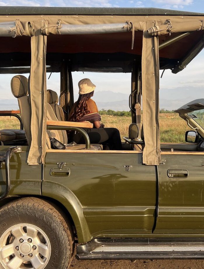 Tell me anything better than safari time! Be part of this experience with @isitoshe . Save now, Enjoy soon ! To begin your saving journey, whatsapp: 0751545925 #Safari #ExploreNature